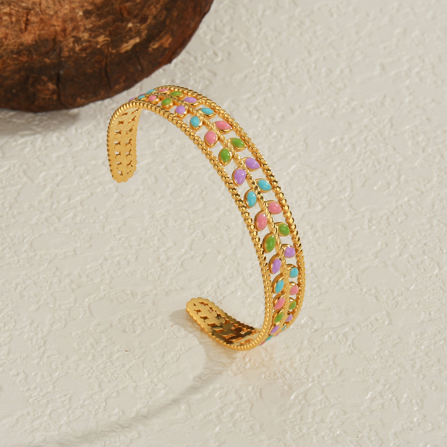 Bracelet jonc "CHIARA " en plaqué or 18 carats martelés