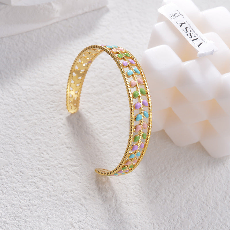 Bracelet jonc "CHIARA " en plaqué or 18 carats martelés