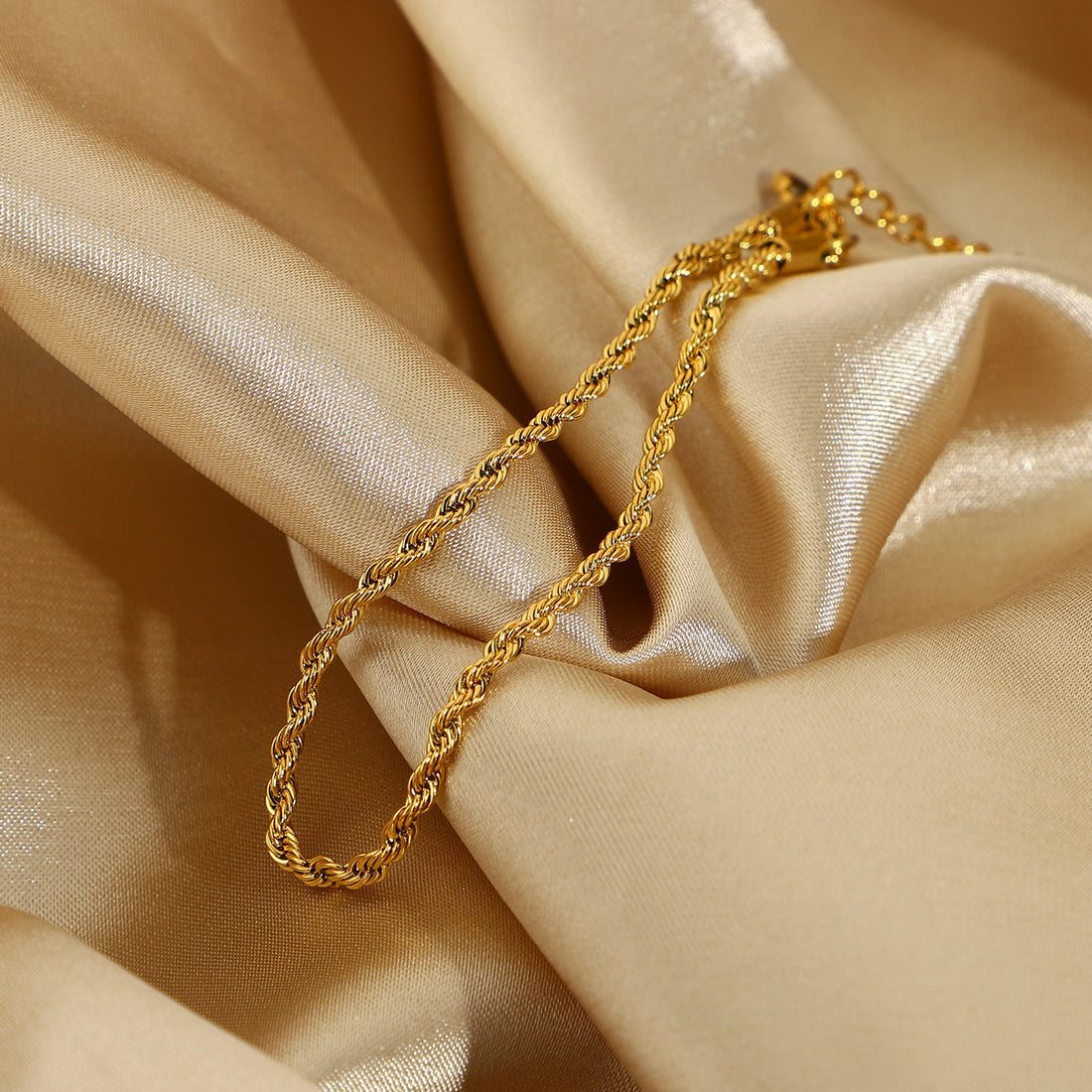 Bracelet &quot;corda&quot; plaqué or 18 carats